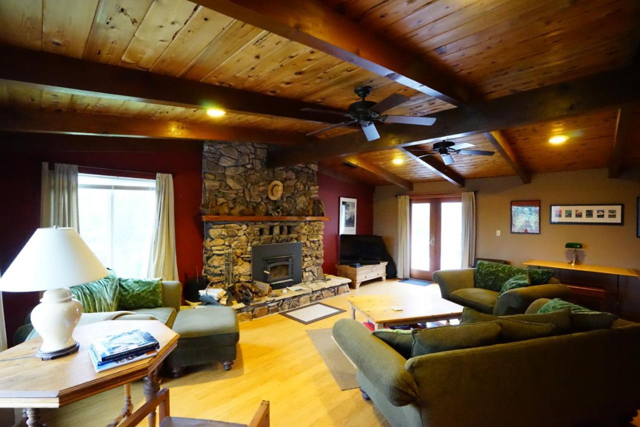 Holiday home Black Oak Hill Vista Near Yosemite - Mountain Views & Starry Night Sky Mariposa