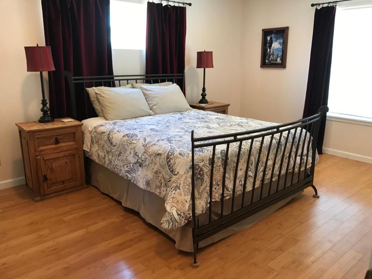 Holiday home Black Oak Hill Vista Near Yosemite - Mountain Views & Starry Night Sky *